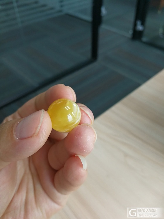 青金蜜蜡了解一下_戒指珠串蛋面琥珀蜜蜡青金石
