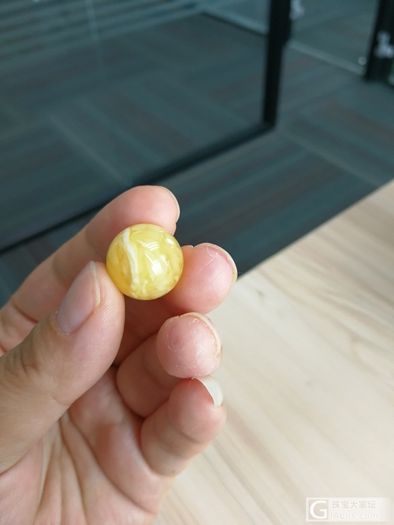 青金蜜蜡了解一下_戒指珠串蛋面琥珀蜜蜡青金石