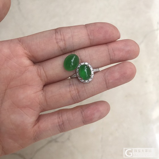 两个绿蛋二选一？纠结_蛋面翡翠