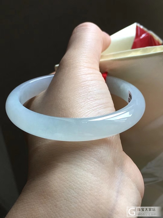 一手冰条，圈口51-61齐全，二十多只。_手镯翡翠