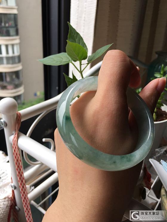 升级 出三翡翠手镯 大家来撩(˶‾᷄⁻̫‾᷅˵)大家帮顶🔝_翡翠