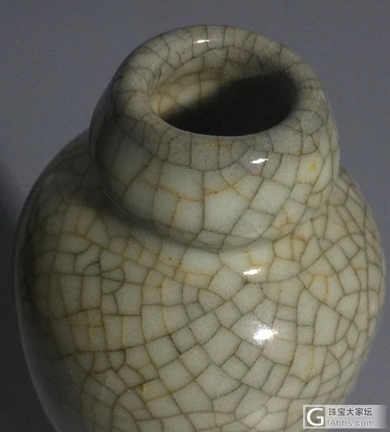 哥窑珍品：金丝铁线铁足冰裂纹，开片自然，釉色温润、包浆醇厚、器形完整，收藏多年_瓷器老窑瓷器