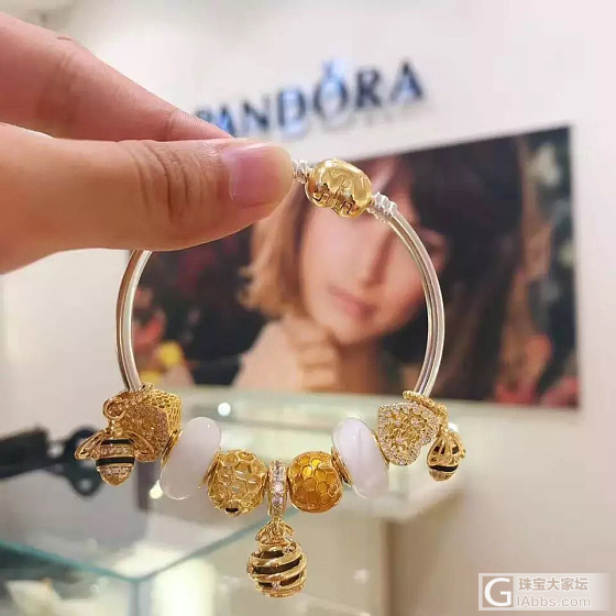 来，给我看看你们的潘多拉都是怎么搭配的_潘多拉925银手饰人造饰品