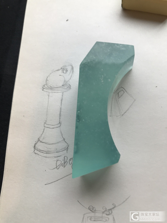 天青冻岫玉。哈哈哈，周一上班熊。还有我的金蟾吊坠。_玉工设计