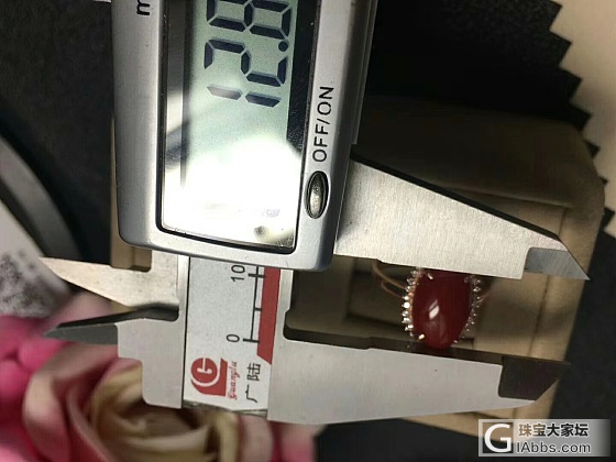 🍒🍒阿卡深牛血戒指💍 果冻水润，18k金镶钻石。裸面 8.2-12.8mm_戒指珊瑚