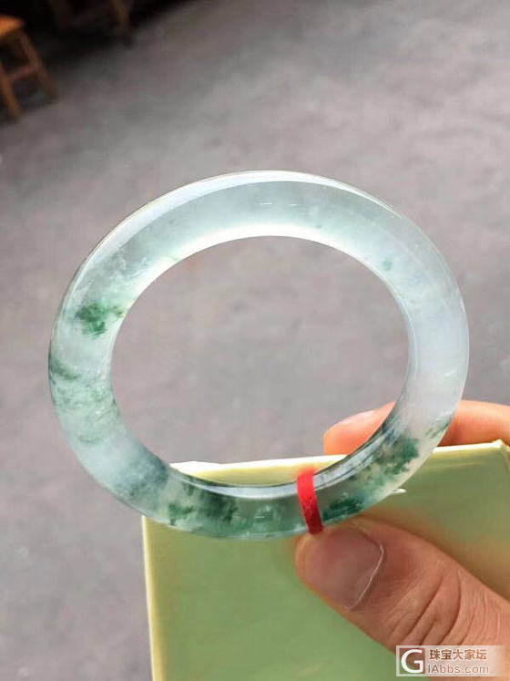 55-11.5毫米，高冰飘花完美。_手镯翡翠