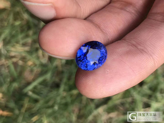 浓郁矢车菊 和皇家蓝的美_刻面宝石蓝宝石