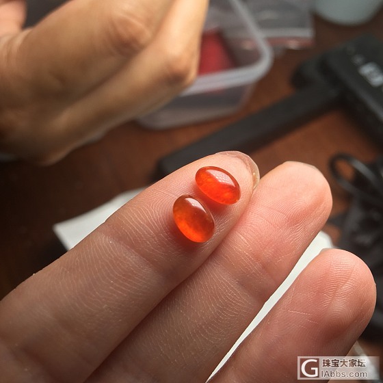 又下乡了_市场挂件翡翠