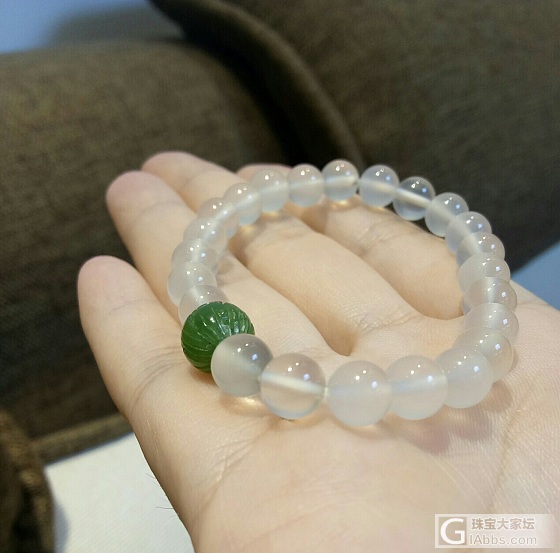 再水一贴 晒个荔枝冻配碧玉珠手链_碧玉翡翠珠串