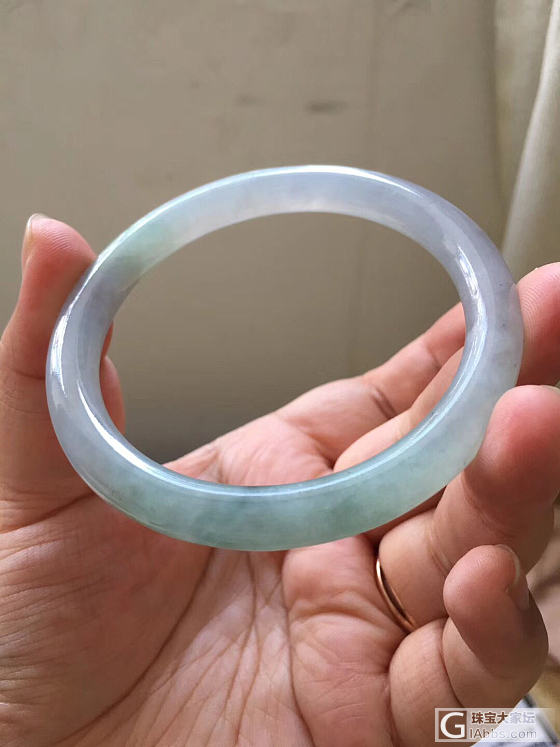 翡翠细圆条_手镯翡翠