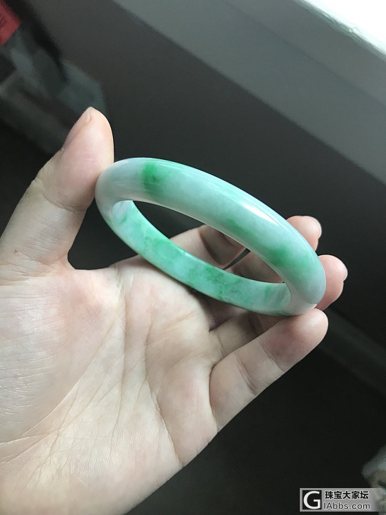 大家帮忙看个镯子_手镯翡翠
