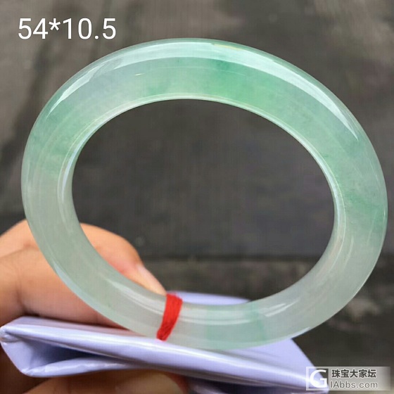 水水的美镯！_手镯翡翠