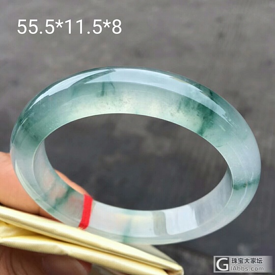 水水的美镯！_手镯翡翠