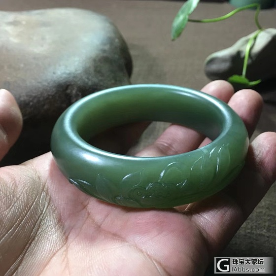 这样的青海碧玉手镯好看吗？_手镯碧玉和田玉