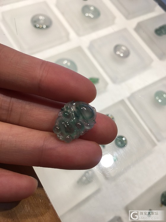 求一条翡翠金鱼，不需要太大，3岁小孩直接佩戴_翡翠