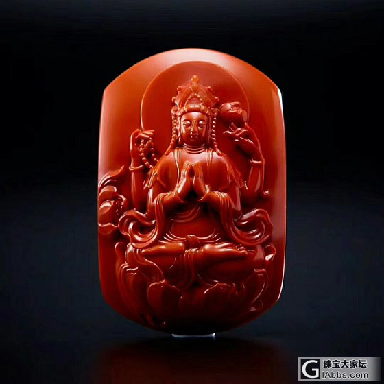 【南红•观音】
欲成佛，莫染一物。心即佛，不悟自屈。非戒不禅，非禅不慧。道本无心..._雕刻南红