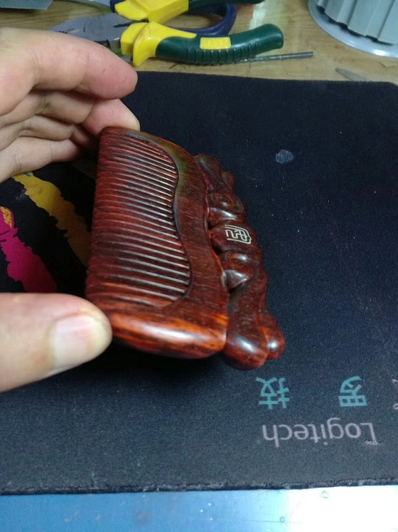 又做了一把小叶紫檀木梳，累死啦_梳子小叶紫檀