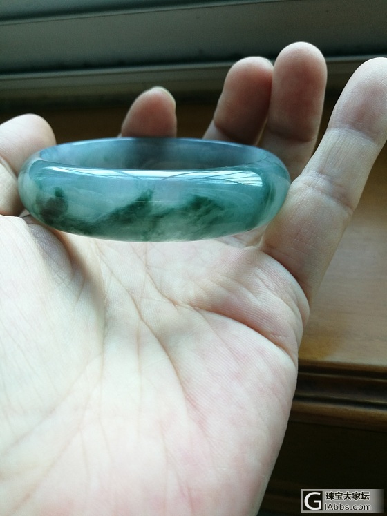 快来看看，原来手镯要这样拍照✌_手镯翡翠
