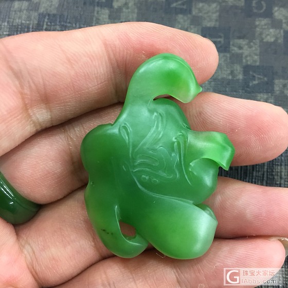 碧玉价格一路飙升要逆天吗_挂件碧玉