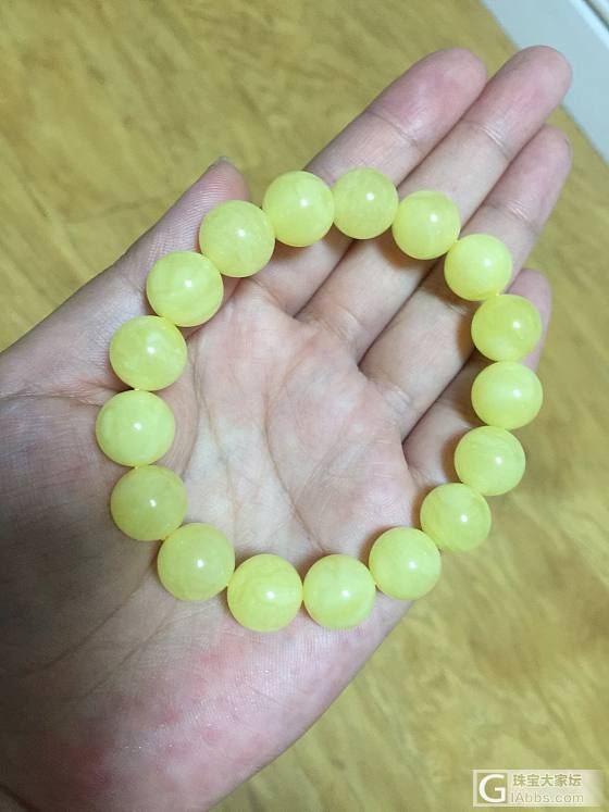 蜜蜡到手，随便一晒，期待变化！_珠串蜜蜡