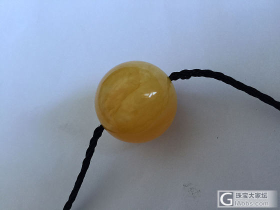 这颗怎么样呢！好像9克，有多大尺寸不记得了_配件琥珀蜜蜡