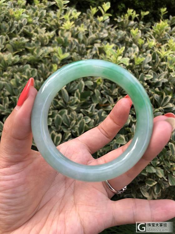 翡翠、碧玺，谁赢了？_珠串手镯碧玺翡翠