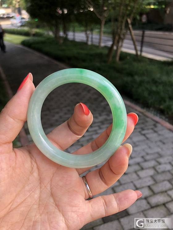翡翠、碧玺，谁赢了？_珠串手镯碧玺翡翠