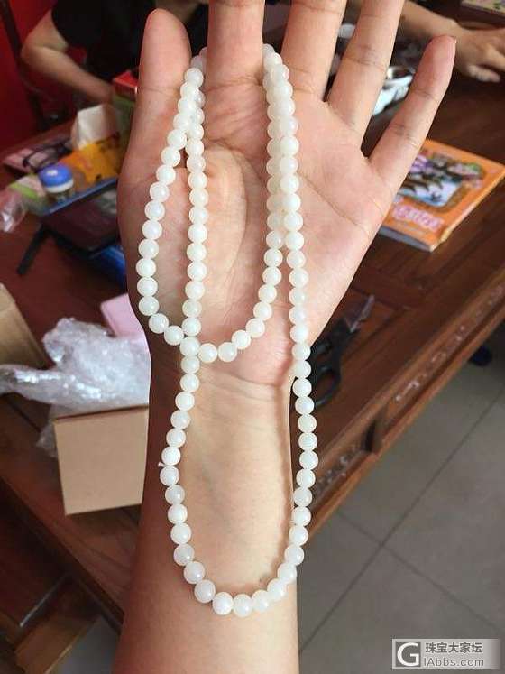 求各位和田玉的大神给我讲讲和田玉，入坑了！_珠串和田玉