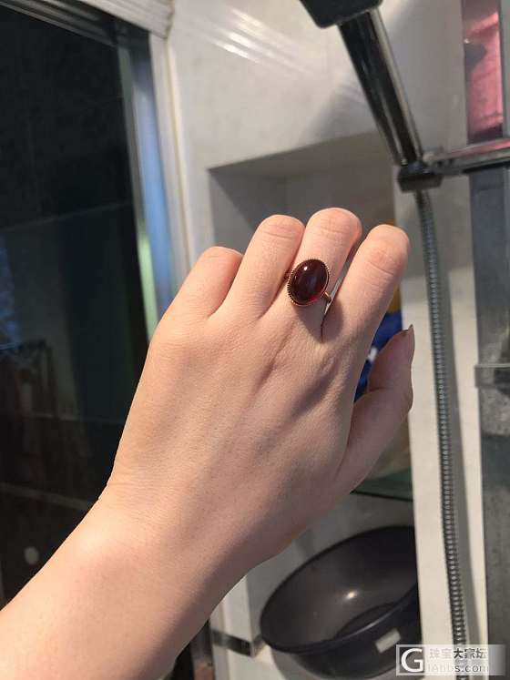 迷人的宝石光_戒指玛瑙