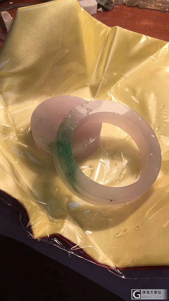 会有不一样的惊喜吗？_手镯翡翠