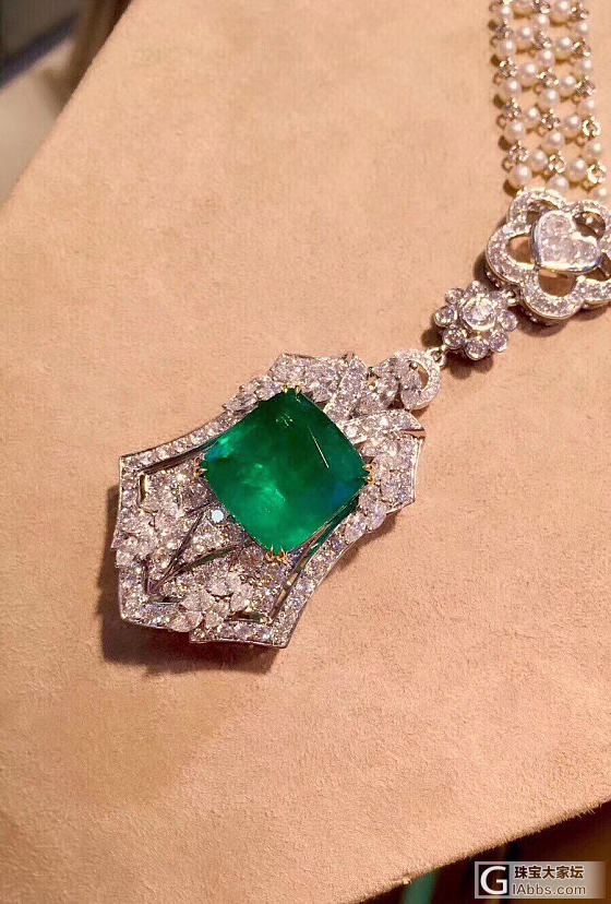 18K金祖母绿珍珠钻石吊坠，主石15.03_市场祖母绿彩色宝石