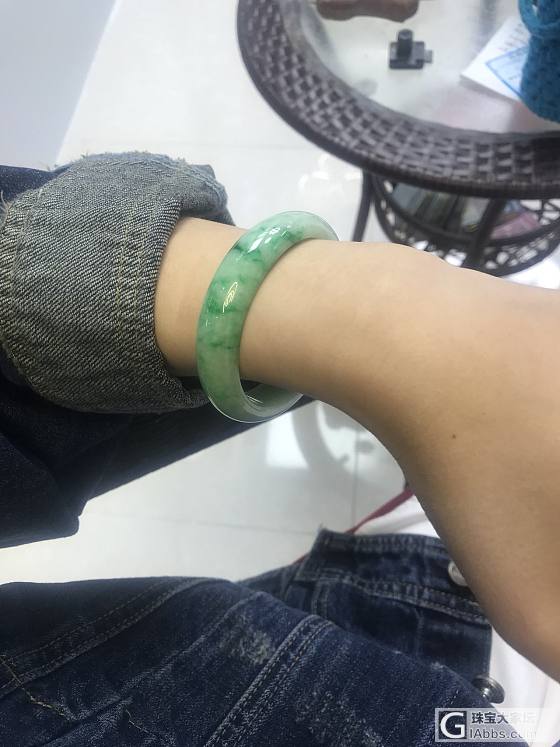 还是喜欢这种，可是现在这种大点的买不起啊😭_戒面翡翠