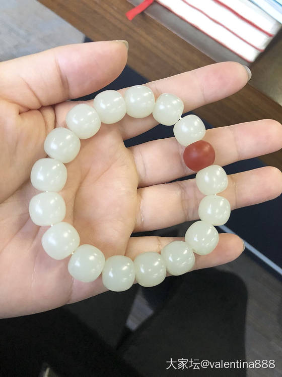前脚接消息马上发奖金，后脚戊戌老型出了_珠串和田玉