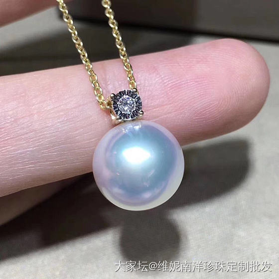 澳洲白珠，11~12mm，近正圆，正面无暇，背面极微瑕，特强光，性价比超高，18..._挂件珍珠