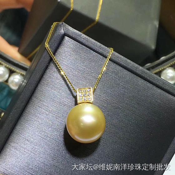 天然金珠吊坠 13-14。接近正圆  无暇
18k金镶嵌钻石💎 满钻。_珍珠