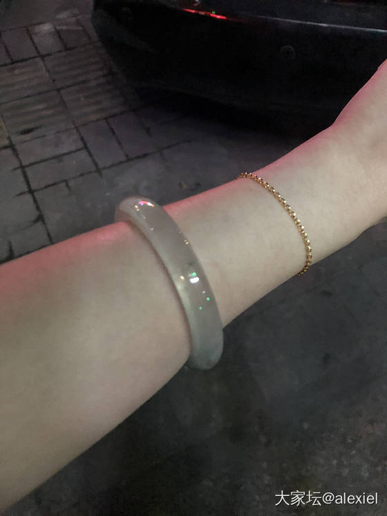 越夜越美丽～_手镯翡翠