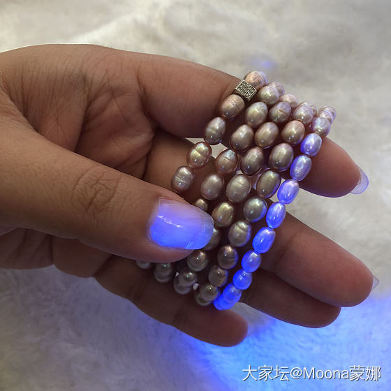 头皮发麻，这就是传说中的荧光剂处理珍珠吧_淡水珍珠