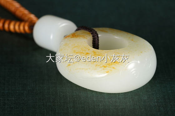 静态的手把件_挂件和田玉