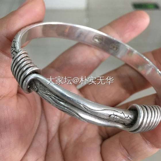 多年不来坛子，发一个比较长情戴着比较舒服的镯子。_手镯银
