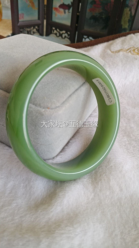 讨论下这个料子的颜色啊_手镯和田玉