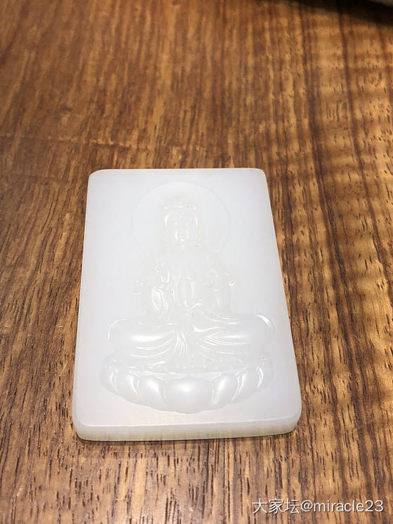 两块少见的和田玉山料，给大家看看_挂件和田玉