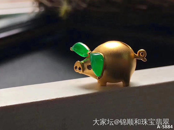 我有一只可爱的小猪🐷_设计翡翠