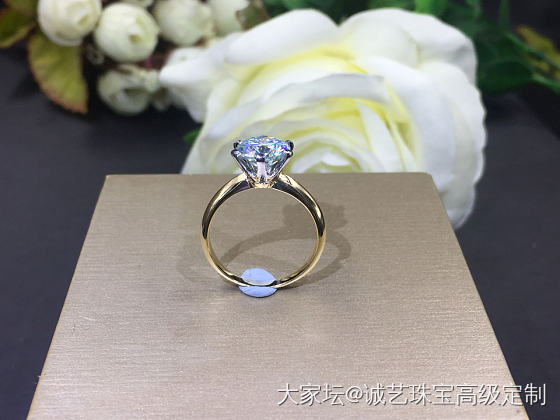 大莫桑钻戒💍_莫桑石戒指