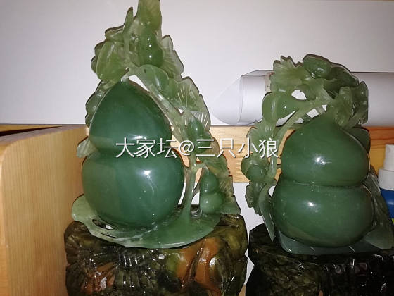 岫玉葫芦，深绿色的福禄一对，望各位老师帮估价值_摆件岫岩玉