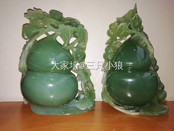 岫玉葫芦，深绿色的福禄一对，望各位老师帮估价值_摆件岫岩玉