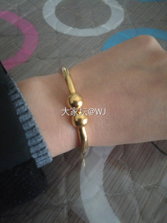 戴金镯子很俗吗？我高兴，我乐意！俗就俗！_手镯金
