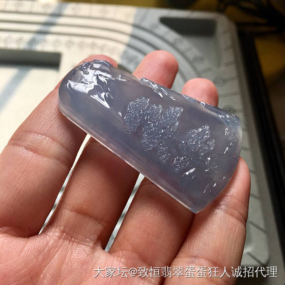 吹着山竹味的风 看着水水的翠翠_翡翠
