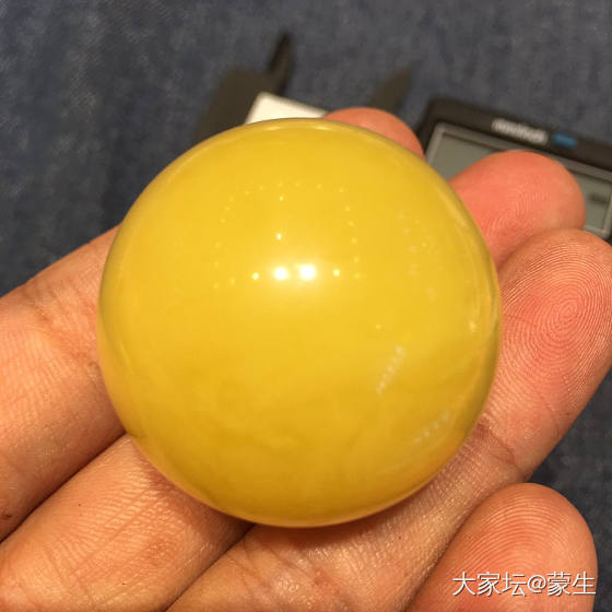 大家看看这个蜜蜡球价格合适吗_把玩件琥珀蜜蜡