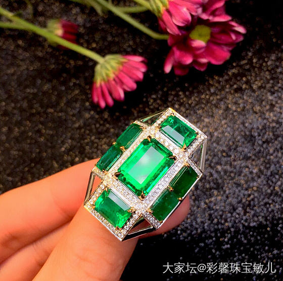明星同款_戒指祖母绿