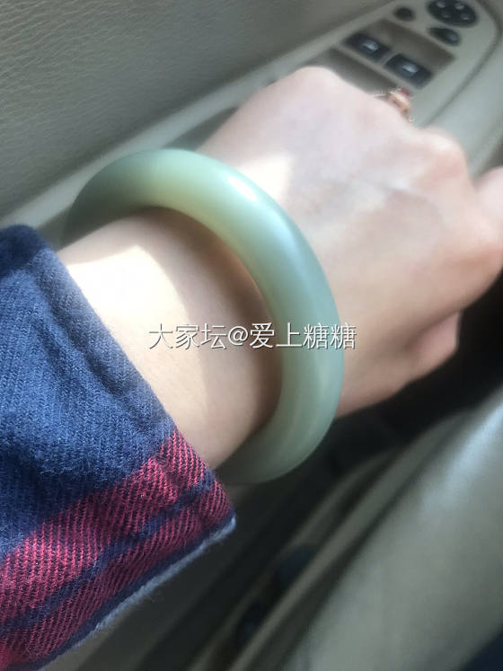 8月份入坑的小白😄_手镯和田玉